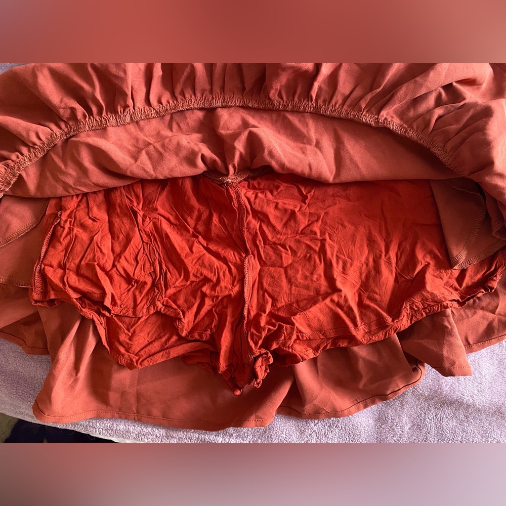 Rust Ruffle Skort - Picture 2 of 3